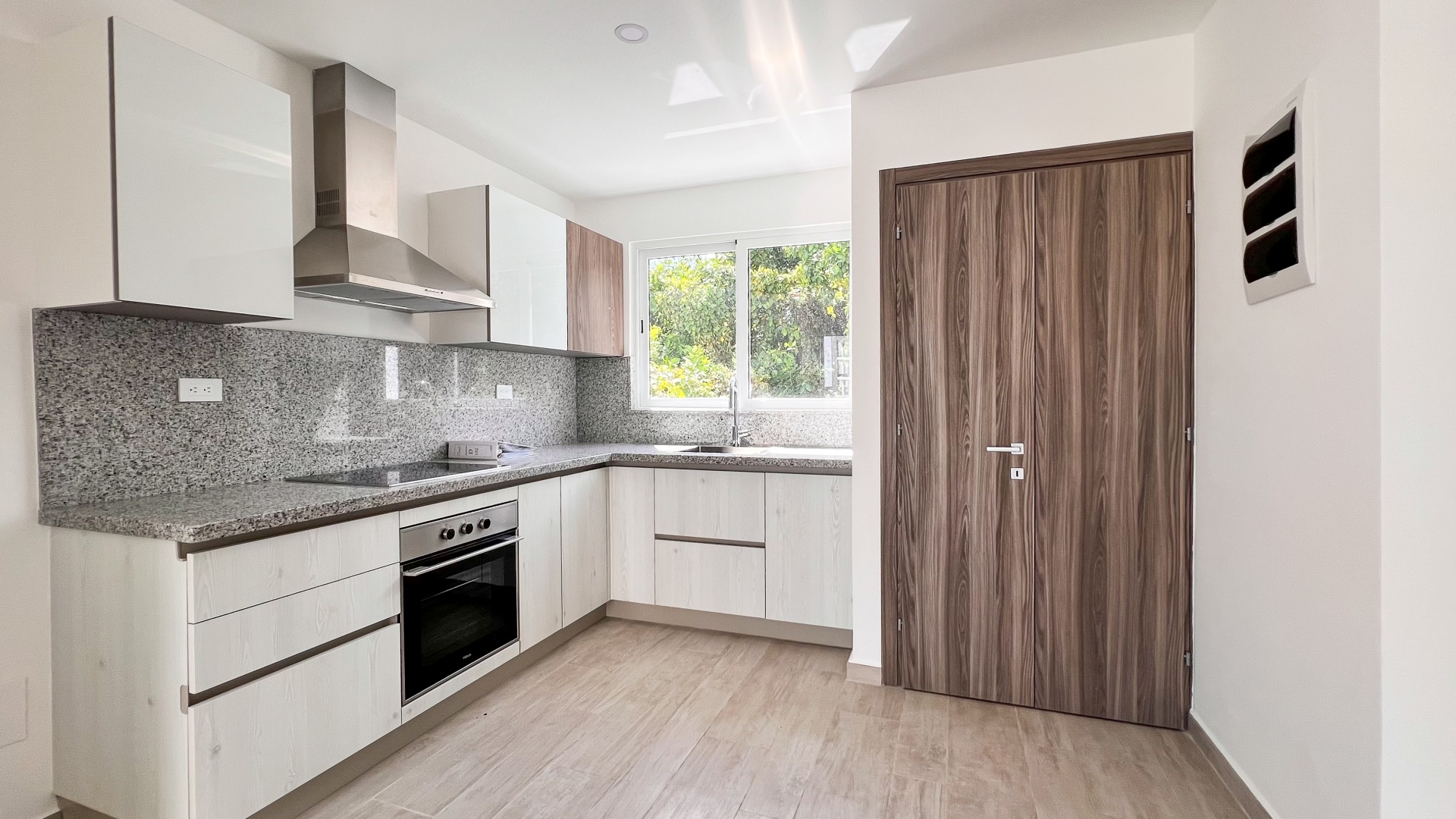 Investieren Sie in Eleganz und Komfort in einem 2-Schlafzimmer-Apartment in Cana Bay