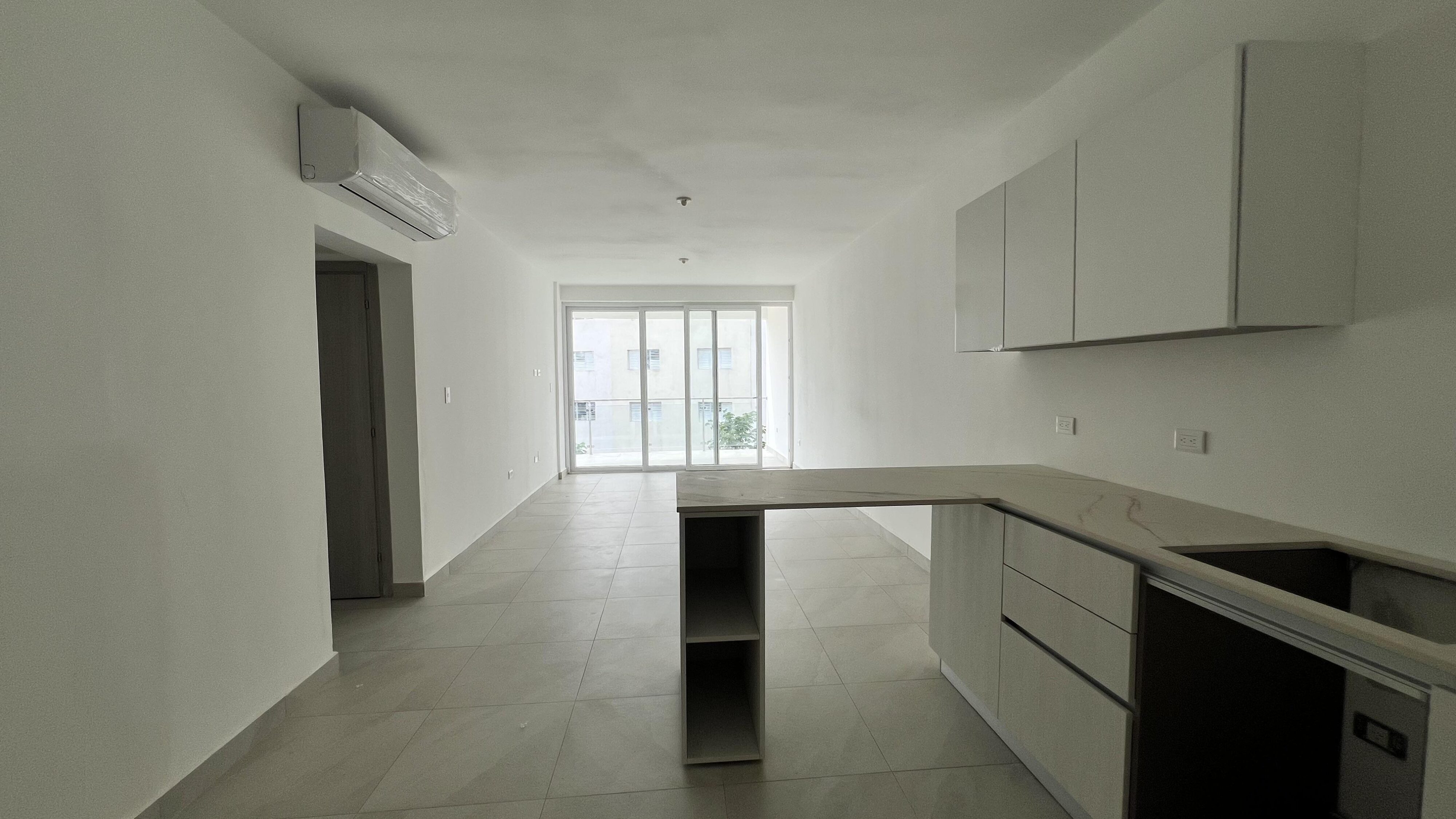 Modern Two Bedroom Apartment Near the Beach Arene Gorda