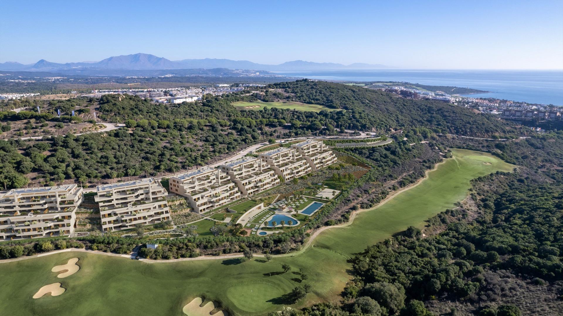 Ekskluzywna nowa inwestycja mieszkaniowa w La Alcaidesa z widokiem na morze i pole golfowe