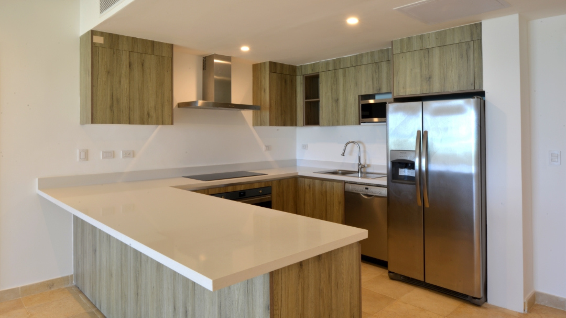 Entfesseln Sie Ihr inneres Luxuserlebnis: Erleben Sie die Pracht einer atemberaubenden Eigentumswohnung im bezaubernden Cap Cana!