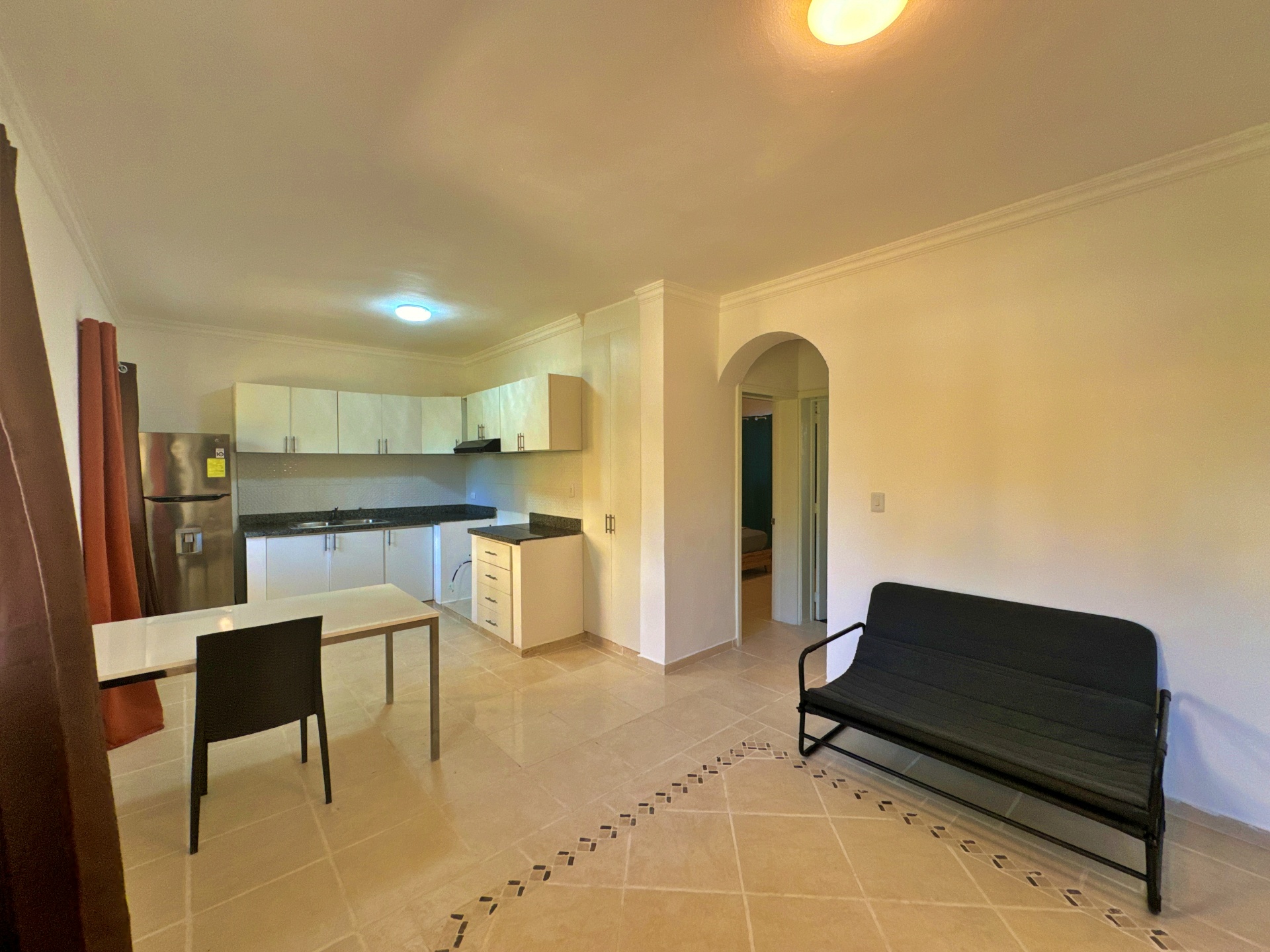  Geräumige 2-Zimmer-Wohnung im Herzen von Friusa 