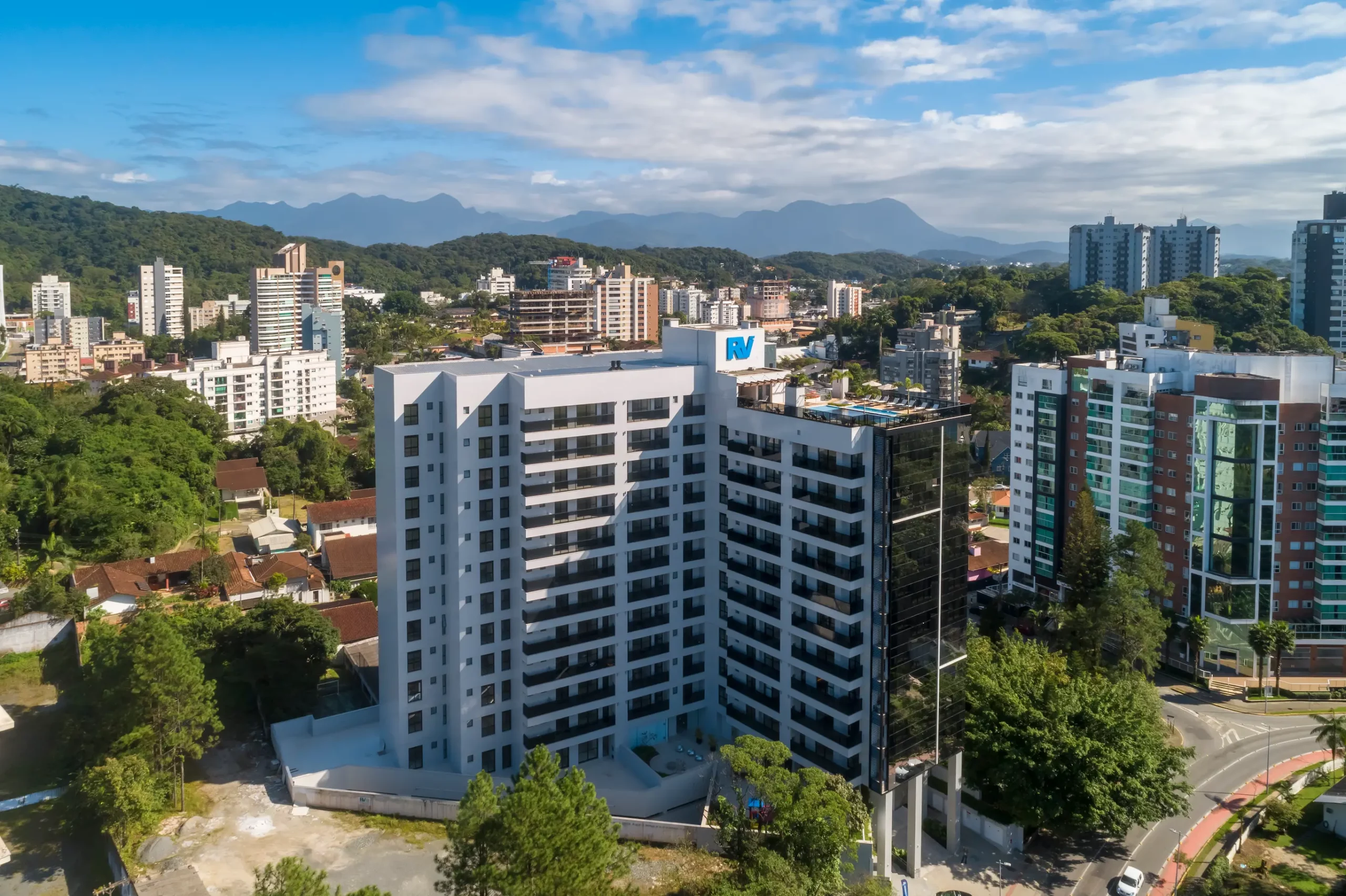 FLOWER PARK RESIDENCE - THE NEW DEFINITION OF COMFORT IN JOINVILLE