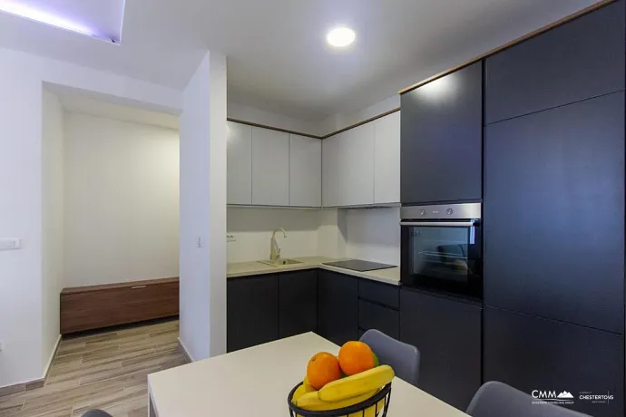 Пентхаус с панорамным видом на море – Бечичи