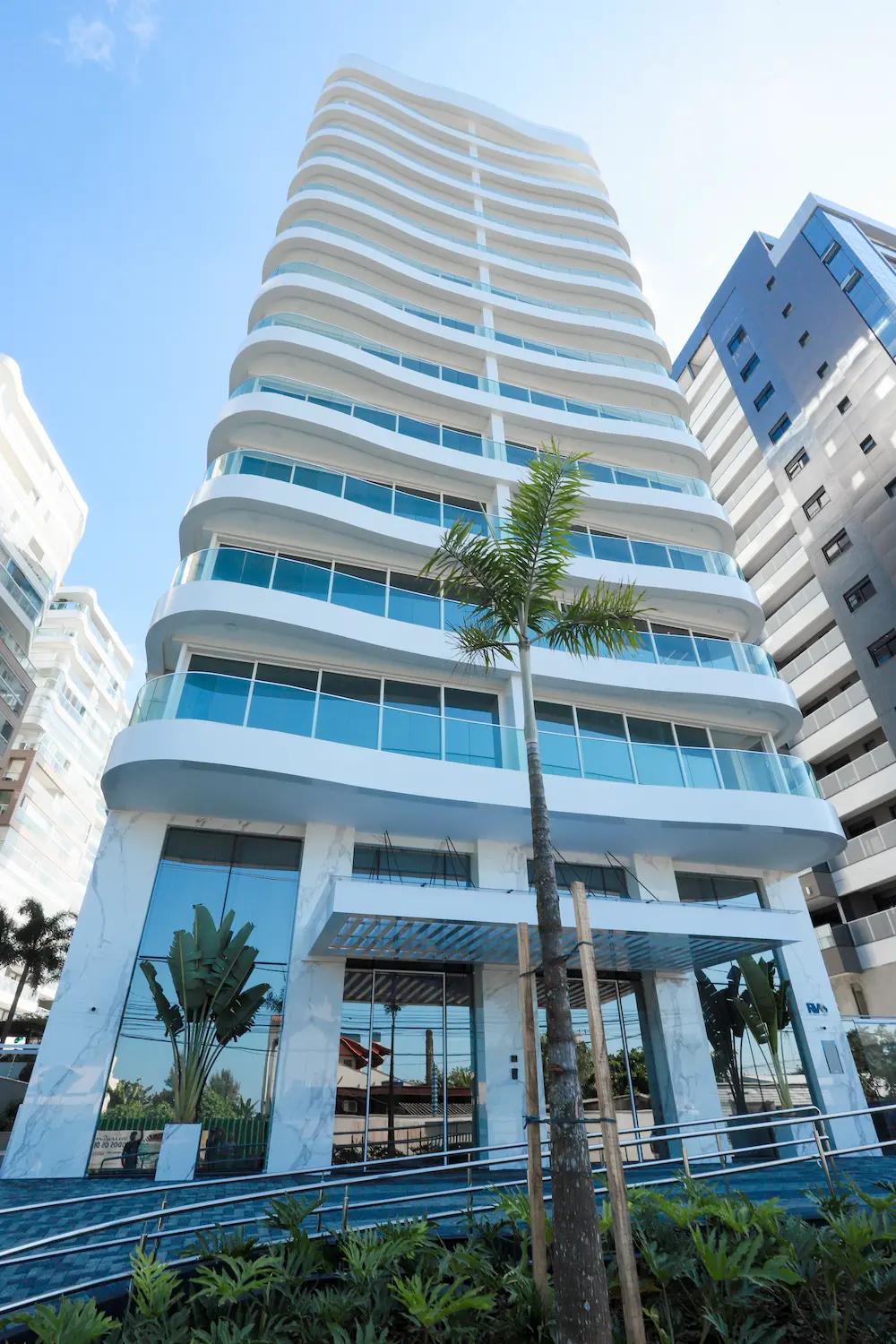 LE BLANC RESIDENCE - LUXURY AT PLAZA BRAVA, ITAJAÍ