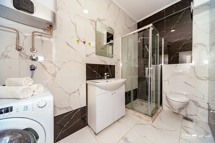 Солнечная квартира с видом на Адриатическое море