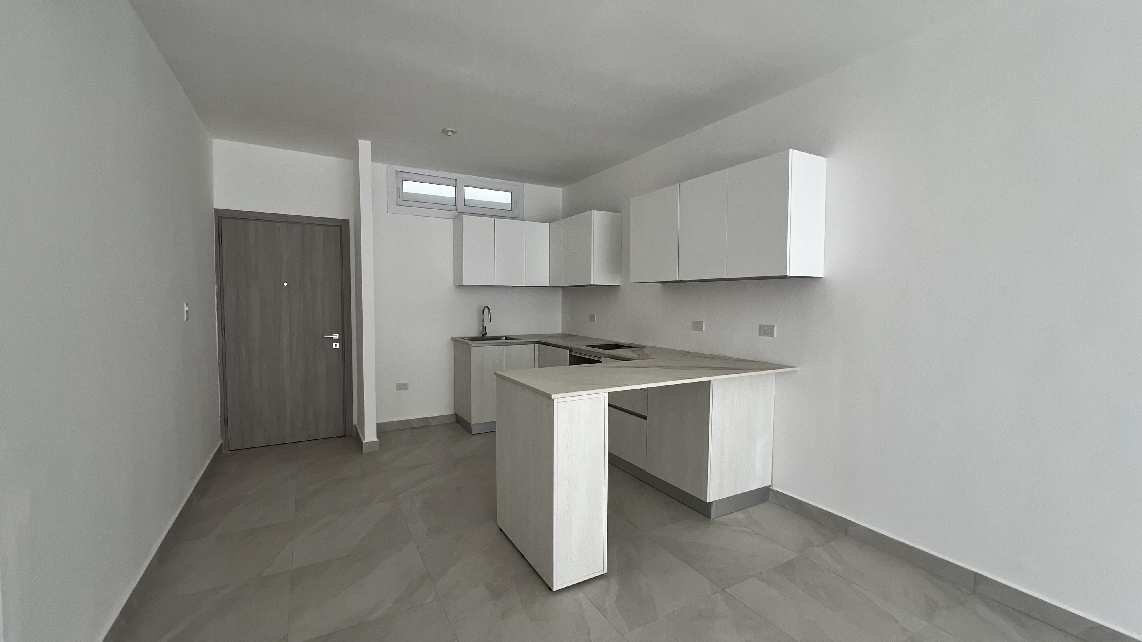 This newly constructed two-bedroom apartment, located in a modern residential complex, offers a fantastic opportunity for both investment and personal living. With a spacious 98 m² layout, this apartment is located on the third floor of a four-story building, set for completion in 2025.