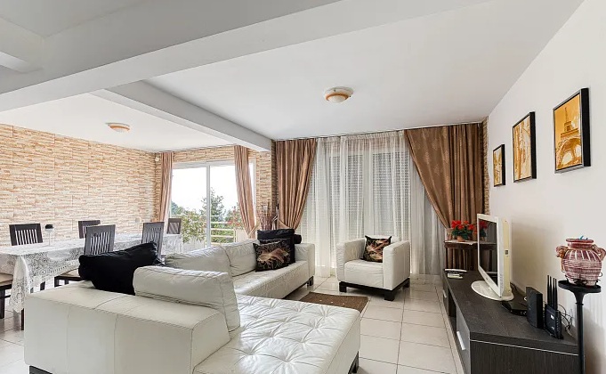 Apartament z dwoma sypialniami w Seoce, 61 metrow, z widokiem na morze