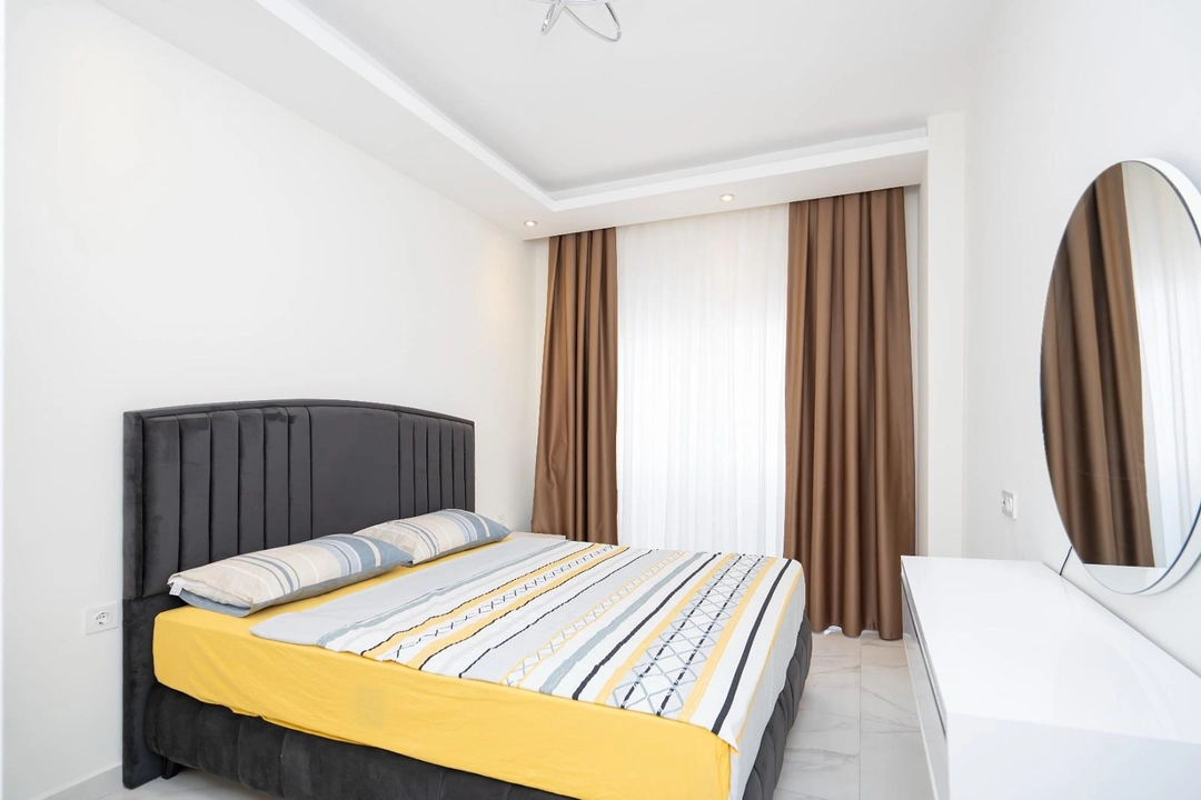 Nowoczesne umeblowane mieszkanie 1+1 blisko morza w Kestel